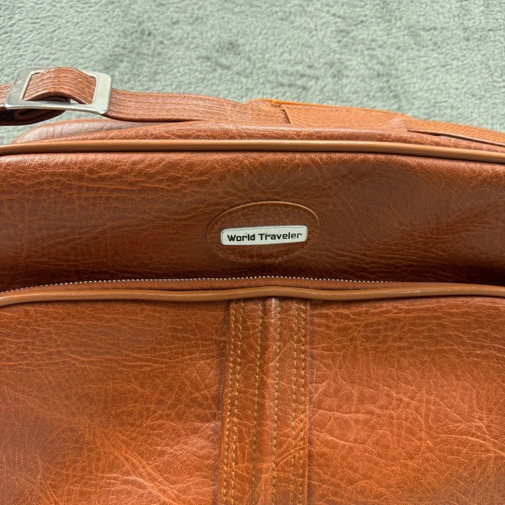 World Traveler Shoulder Bag Unisex‎ OS Brown Excellent Vintage Retro Flight Bag